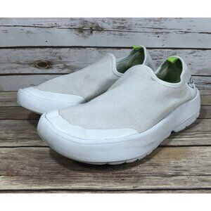 OOFOS OOmg eeZee Recovery Slip On Shoes Womens Size 7 White Comfort Walking